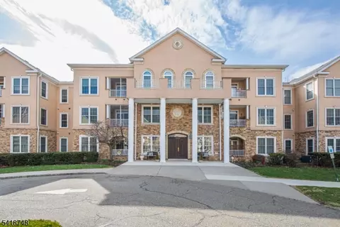 2304 Clinton Ln #2304, Rockaway, NJ 07866