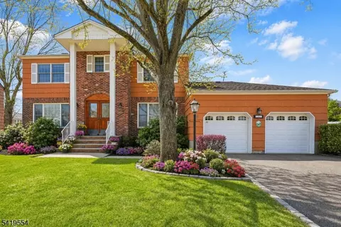 167 Newbrook Ln, Cranford, NJ 07016