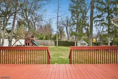 248 Appletree Ln, Mountainside, NJ 07092 photo 33