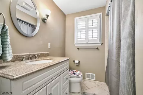 Bath - 248 Appletree Ln, Mountainside, NJ 07092 photo 1 of 3