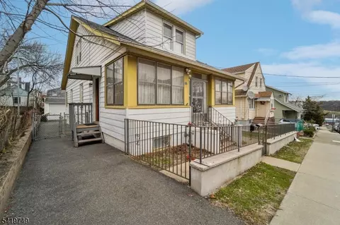 66 Buschmann Ave, Haledon, NJ 07508