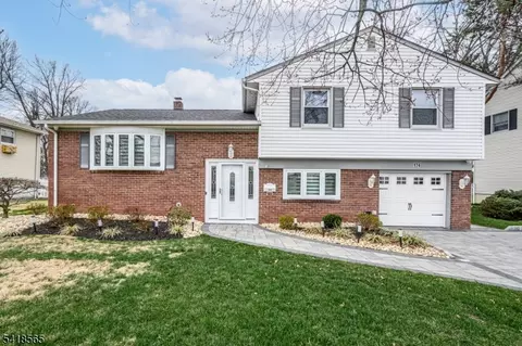 174 Liberty St, Clark, NJ 07066