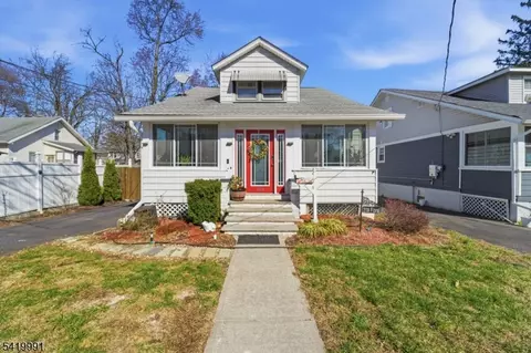 209 Floral St, Roselle, NJ 07203