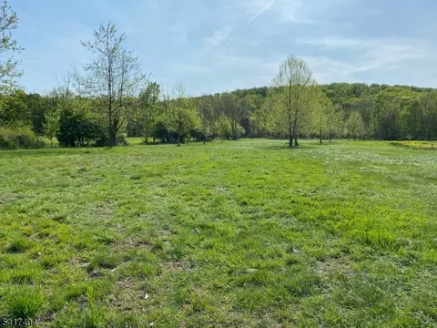 48 Fairview Rd, Montgomery Twp, NJ 08558 photo 2