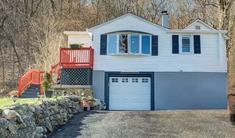 599 Berkshire Valley Rd, Wharton, NJ 07885