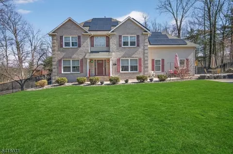 15 Hidden Valley Rd, Newton, NJ 07860