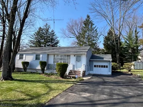 1 Parker Ave, Cedar Knolls, NJ 07927