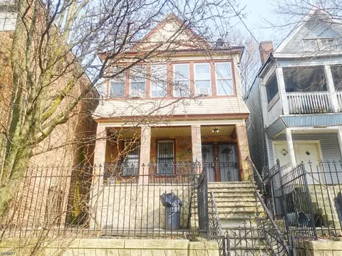 402 S 15th St, Newark, NJ 07103