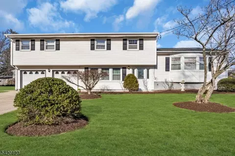 1463 Pawnee Rd, North Brunswick Twp, NJ 08902