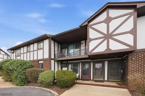 76 Farm Rd #A, Hillsborough, NJ 08844