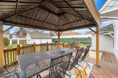 Exterior - 682 Stelle Ave, Plainfield, NJ 07060 photo 6 of 7