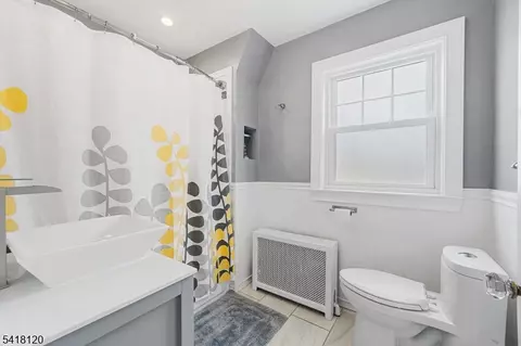 Bath - 682 Stelle Ave, Plainfield, NJ 07060 photo 2 of 2