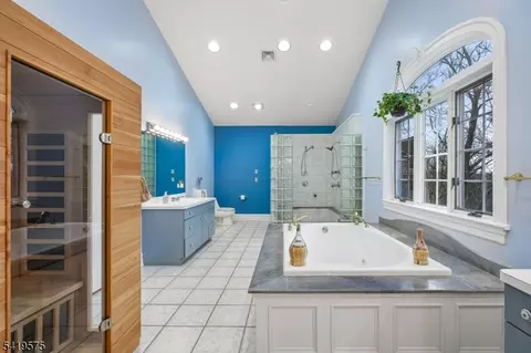 9 Nuthatch Ct, Hackettstown, NJ 07840 photo 23