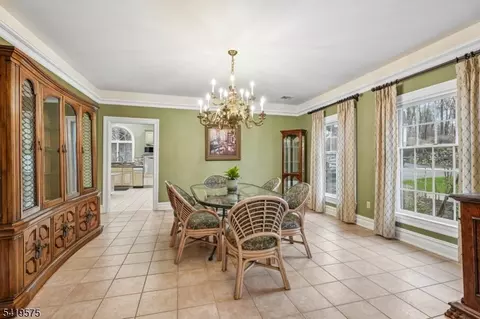 9 Nuthatch Ct, Hackettstown, NJ 07840 photo 18