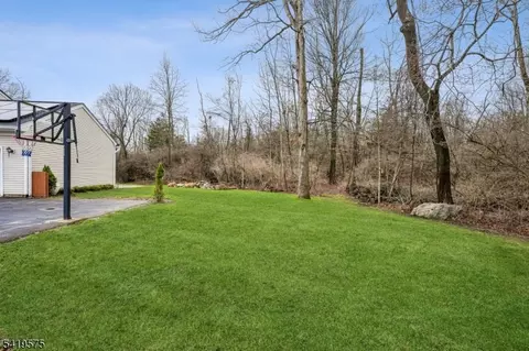 9 Nuthatch Ct, Hackettstown, NJ 07840 photo 43