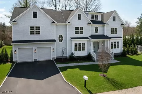 1 Emmett St, Chatham Twp, NJ 07928
