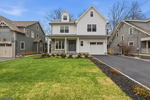 732 Embree Cres, Westfield, NJ 07090