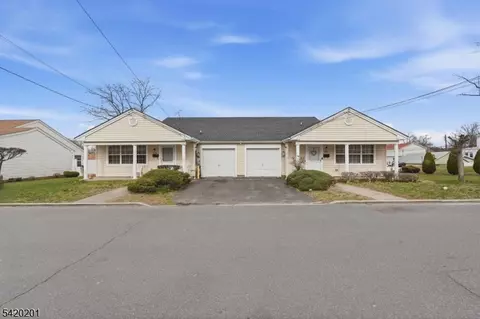 120 Carnegie Pl, Vauxhall, NJ 07088