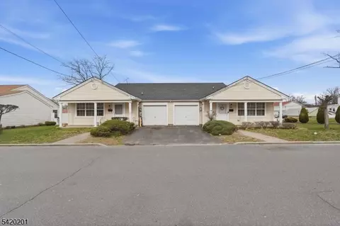 120 Carnegie Pl, Vauxhall, NJ 07088