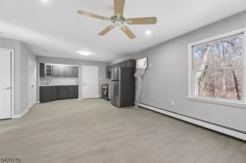 18 South Rd, Wayne, NJ 07470 photo 15