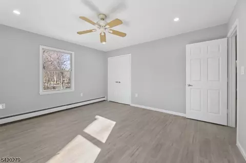 18 South Rd, Wayne, NJ 07470 photo 11