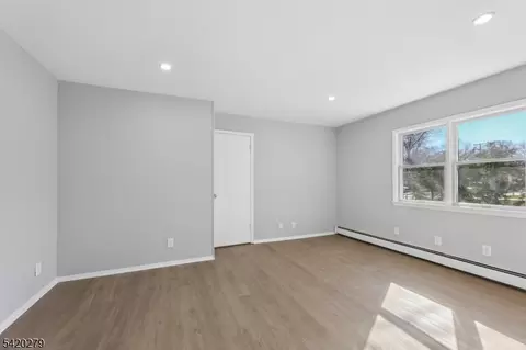 18 South Rd, Wayne, NJ 07470 photo 24