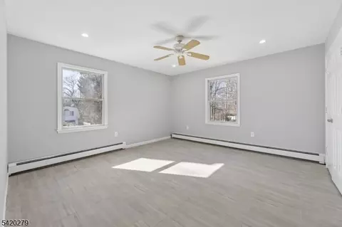 18 South Rd, Wayne, NJ 07470 photo 12