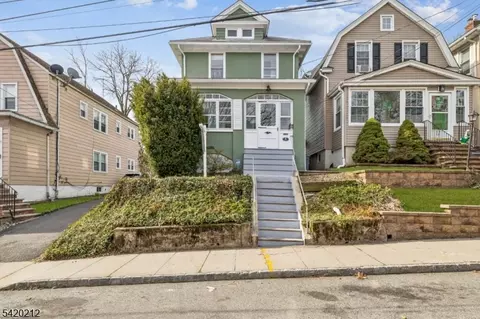 5 Park Dr S, West Orange, NJ 07052