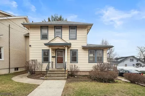 520 Rutherford Ave, Lyndhurst, NJ 07071