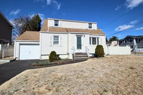 39-23 Van Duren Ave, Fair Lawn, NJ 07410