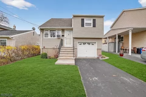 29 Nokomis Ave, Lake Hiawatha, NJ 07034