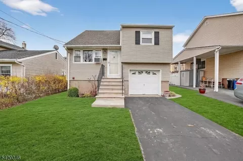 29 Nokomis Ave, Lake Hiawatha, NJ 07034