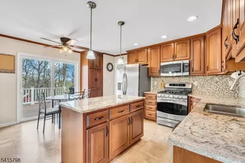40 Blossom Rd, Hampton, NJ 08827 photo 11