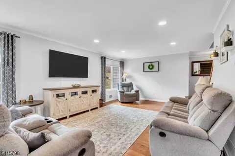 40 Blossom Rd, Hampton, NJ 08827 photo 7