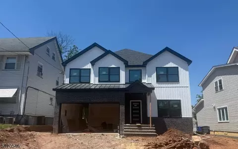 72 Hillside Rd, Elizabeth, NJ 07208