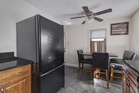426 Brook Ct, Plainfield, NJ 07060 photo 10