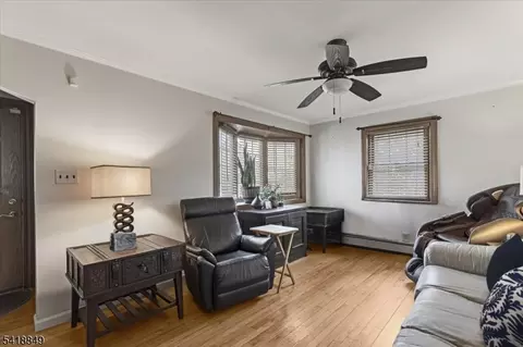 426 Brook Ct, Plainfield, NJ 07060 photo 6