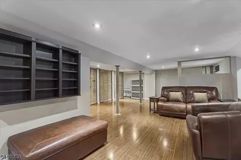 426 Brook Ct, Plainfield, NJ 07060 photo 17