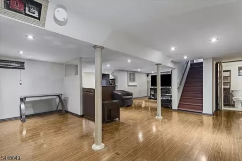 426 Brook Ct, Plainfield, NJ 07060 photo 19