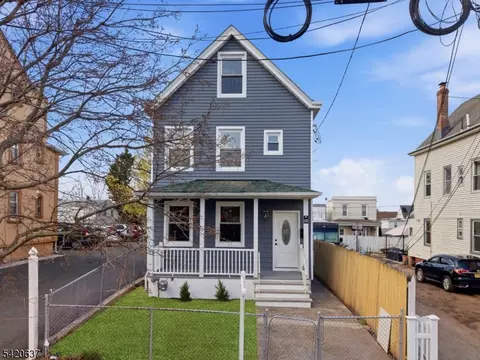 1 Foster St, Clifton, NJ 07011