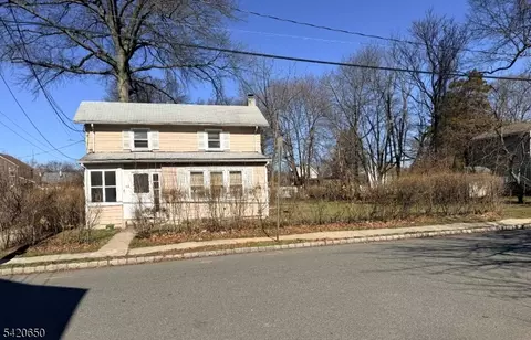 42 Mill St, Bloomfield, NJ 07003