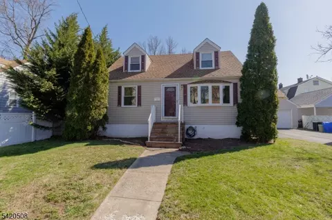 214 Maple St, Garwood, NJ 07027
