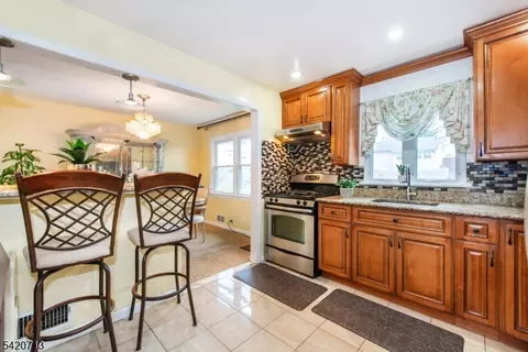 278 Marvin Ave, Hackensack, NJ 07601 photo 10
