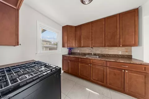 35 7th Ave, Passaic, NJ 07055 photo 7