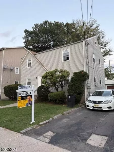 35 7th Ave, Passaic, NJ 07055