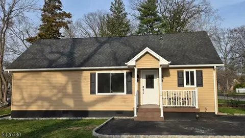 54 Riverview Cir, Little Falls Twp, NJ 07424