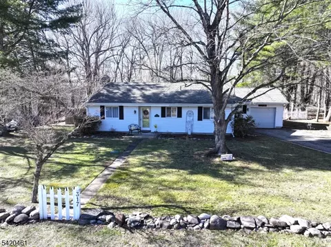 317 Wagon Wheel Rd, Montague, NJ 07827
