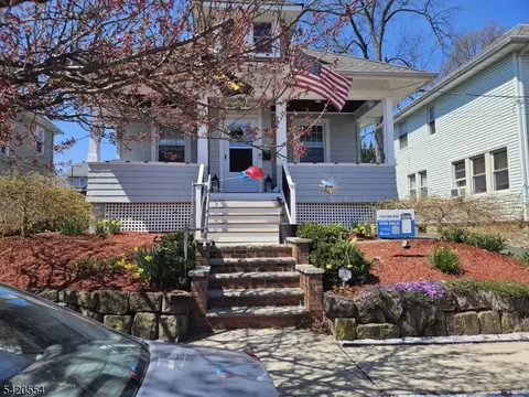 61 Bremond St, Belleville, NJ 07109