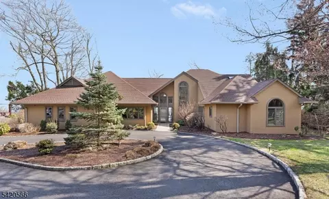 1531 Coles Ave, Mountainside, NJ 07092