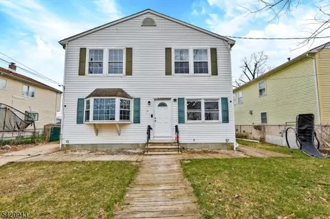 12 Orchard St, Keansburg, NJ 07734